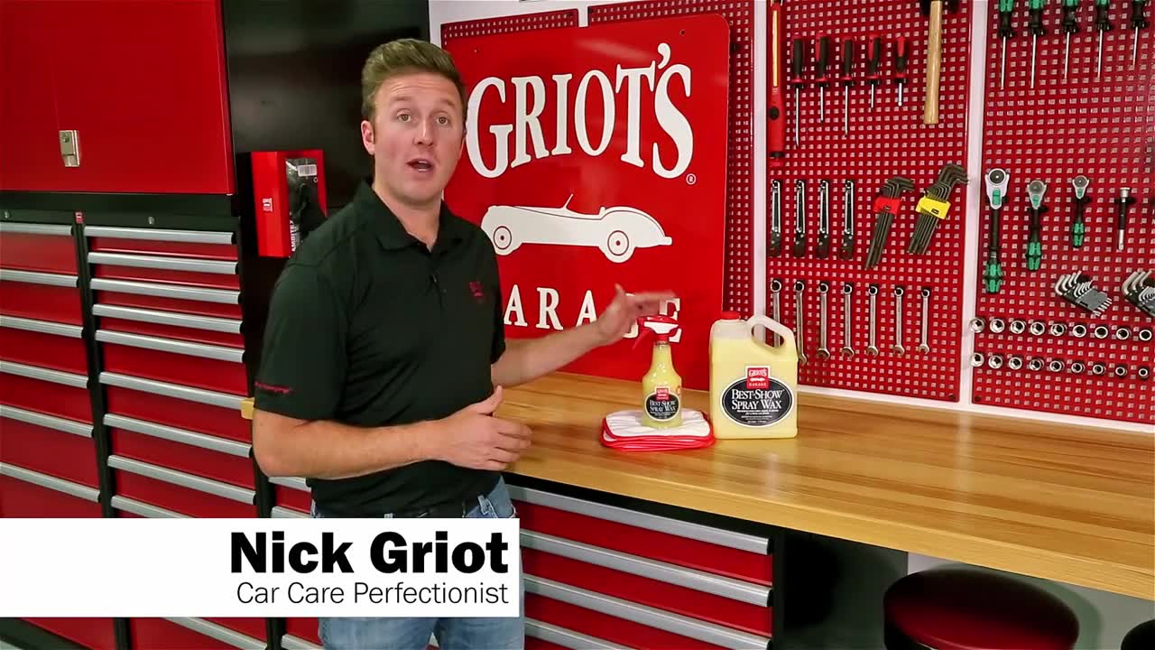 Griot's Garage Best of Show® Spray Wax Best of Show® Spray Wax makes the shine jump off your paint. But it doesn't just add the retina-shattering gloss we all lust after, it leaves behind premium carnauba wax protection.
