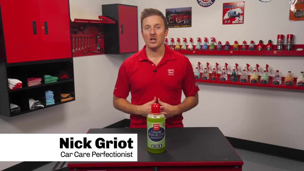 Griot's Garage Ceramic Wash & Coat Ceramic Wash & Coat is an exciting new wash option that is formulated to safely clean exterior vehicle surfaces, safely removing abrasives and road grime while imparting an effortlessly durable coat of SiO2 infused ultra-hydrophobic silane polymers.