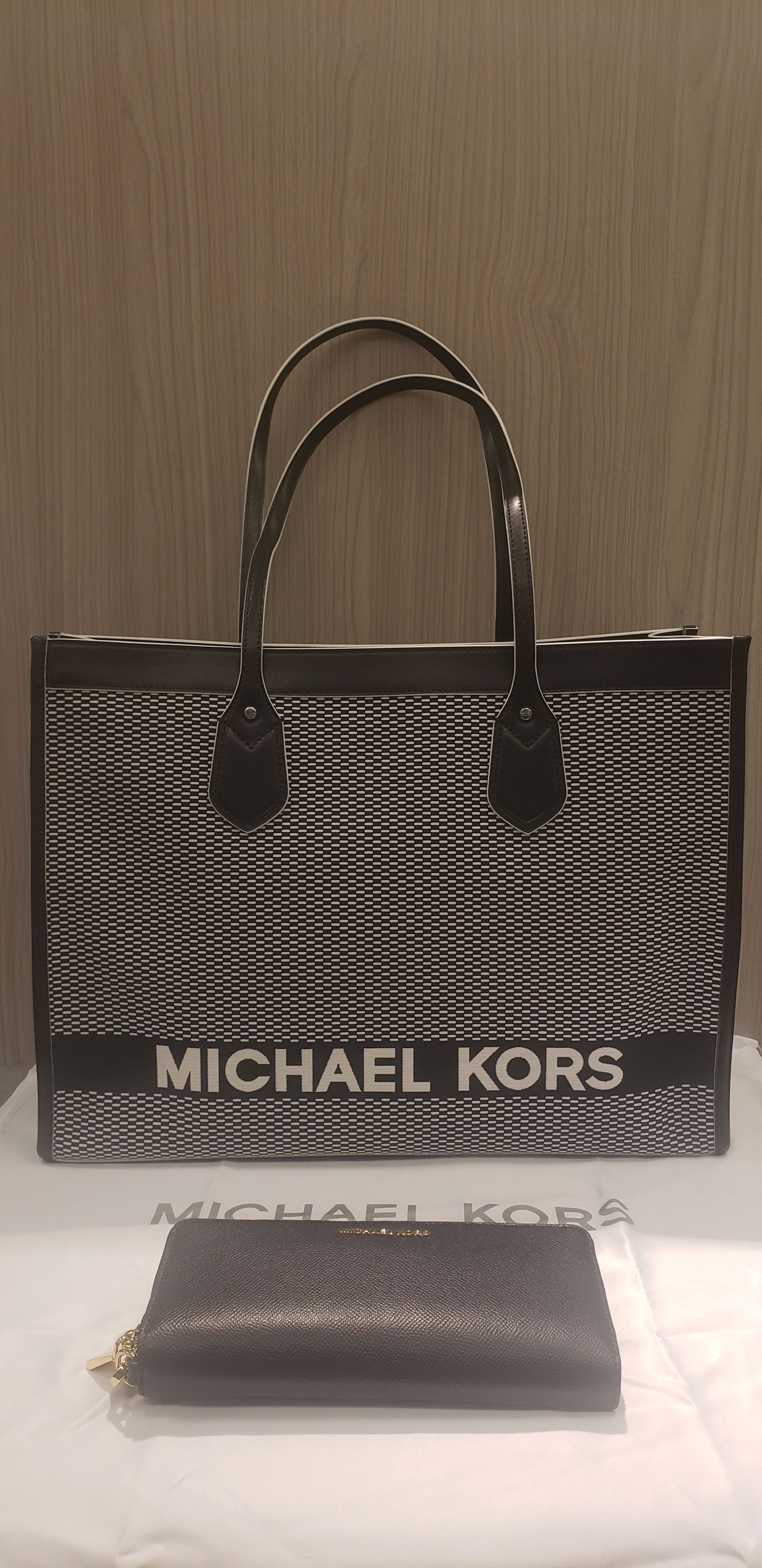 black michael kors purse macys