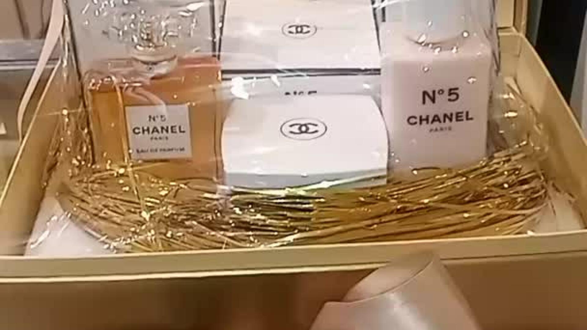 No 5 Chanel Le Savon The Bath Soap for Her 150 g : : Beauty