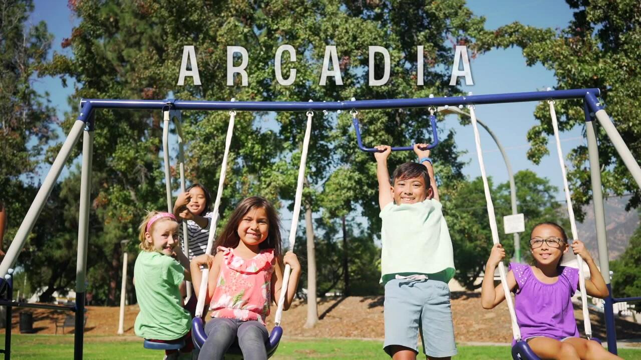 Sportspower Arcadia Swing Set