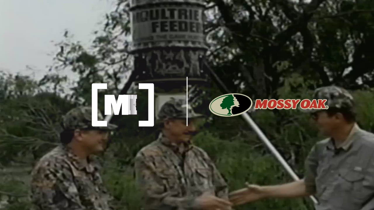 Moultrie Mossy Oak Bottomland Edge 4 Cellular Trail Camera with Integrated Solar Panel - view number 8