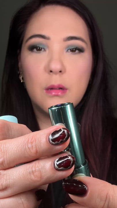 m a c sugar crystal lip oil stick MAC releasing lightweight emollient oils that impart a sheer hint of shine with every sparkling glide DIY Lip Oil Stick -