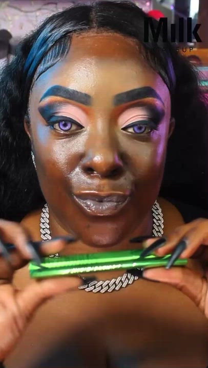 Nesha @NeshaTheArtist