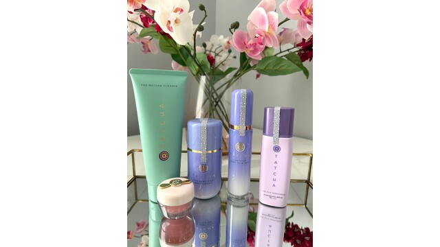 Taylor Shennett - Video: Drunk Elephant: The Daytime Exhibit Morning ...