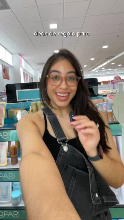 Andrea Velasquez