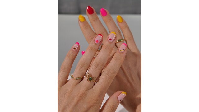 Dana @danaturenails
