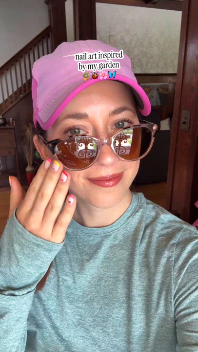 Dana @danaturenails