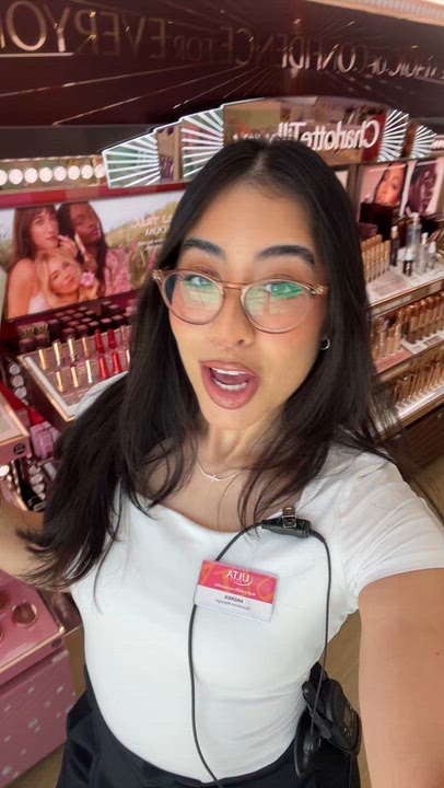 Andrea Velasquez