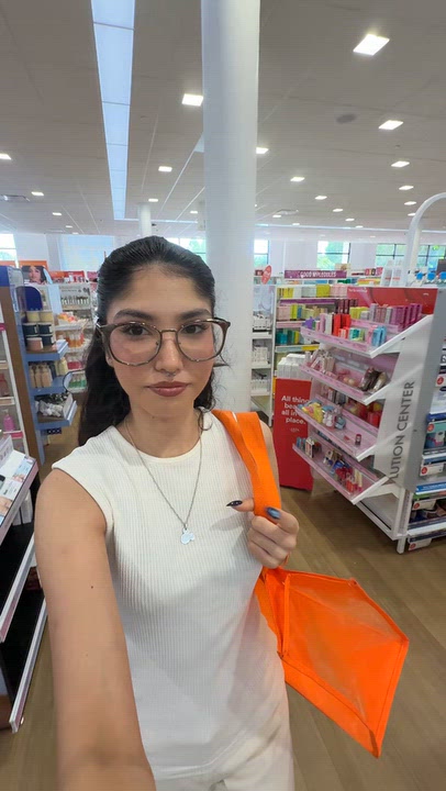 Vanessa T